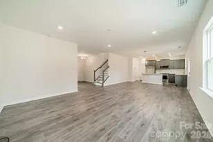 6012 Chumbley Pt Rd, Charlotte, NC 28215 - Photo 11