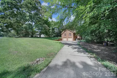 8927 Scarsdale Drive, Mint Hill, NC 28227 - Photo 37
