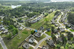 4851 Summerside Dr, Lake Wylie, SC 29710 - Photo 35