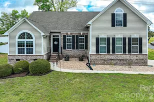 4851 Summerside Dr, Lake Wylie, SC 29710 - Photo 37