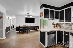 7065 Fieldcrest Ln, Denver, NC 28037 - Photo 9
