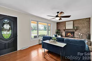 1411 E Maiden Rd, Maiden, NC 28650 - Photo 7