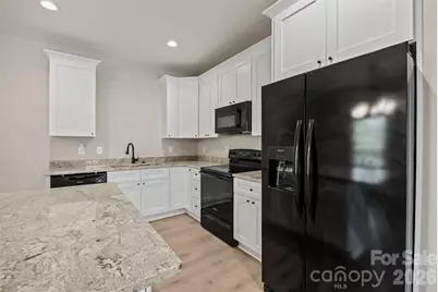 3130 Celia Avenue, Charlotte, NC 28216 - Photo 11