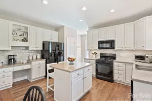 15485 Donnington Dr, Charlotte, NC 28277 - Photo 17