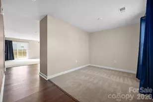 9747 Wardley Dr, Charlotte, NC 28215 - Photo 9