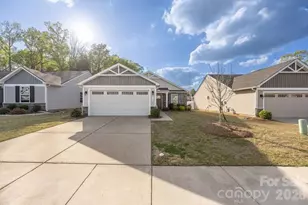 9747 Wardley Dr, Charlotte, NC 28215 - Photo 1