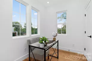 910 Everett Pl, Charlotte, NC 28205 - Photo 37