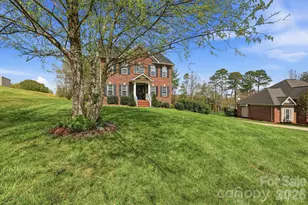 1951 46th Ave Dr NE, Hickory, NC 28601 - Photo 9