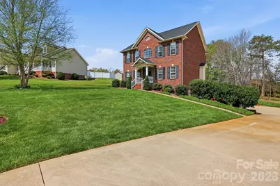 1951 46th Avenue Drive NE, Hickory, NC 28601 - Photo 3