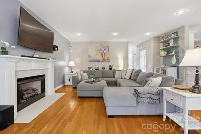 1951 46th Avenue Drive NE, Hickory, NC 28601 - Photo 13