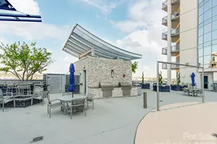 333 W Trade St, Charlotte, NC 28202 - Photo 21