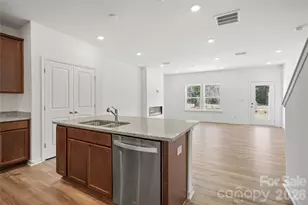 11916 Oak St, Charlotte, NC 28269 - Photo 3