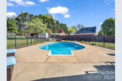 102 Knoll Court, Belmont, NC 28012 - Photo 3