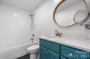 212 Glendale St, Morganton, NC 28655 - Photo 7