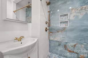 212 Glendale St, Morganton, NC 28655 - Photo 13