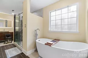 6239 Skyline Dr, Charlotte, NC 28269 - Photo 19