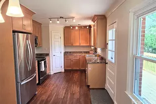2154 Rosewood Dr, Rock Hill, SC 29732 - Photo 9