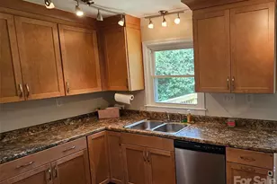 2154 Rosewood Dr, Rock Hill, SC 29732 - Photo 9