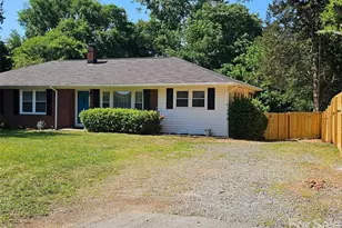 2154 Rosewood Dr, Rock Hill, SC 29732 - Photo 3