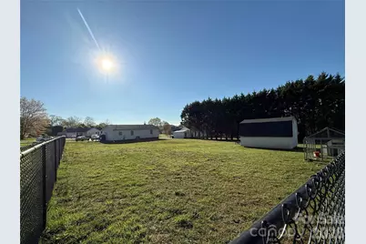 928 Lyndsey Brooke Court, Lincolnton, NC 28092 - Photo 3