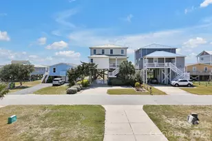 118 W Dolphin Dr, Oak Island, NC 28465 - Photo 3