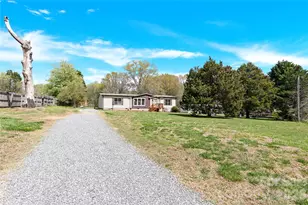 3770 Macklin St, Claremont, NC 28610 - Photo 37