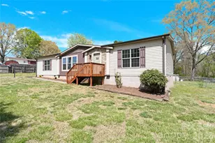 3770 Macklin St, Claremont, NC 28610 - Photo 39