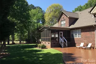 5413 Hudson Rd, Lake Wylie, SC 29710 - Photo 3