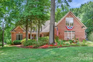 225 Highland Forest Dr, Clover, SC 29710 - Photo 3