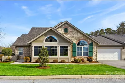 116 Summerfield Place, Flat Rock, NC 28731 - Photo 1