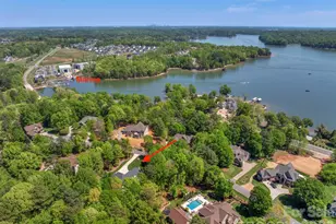 365 Stonecliff Ln, Clover, SC 29710 - Photo 3