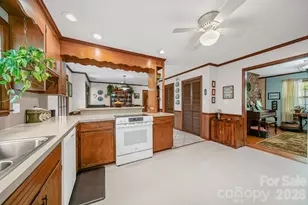 2056 Lawrence Rd, Clover, SC 29710 - Photo 17