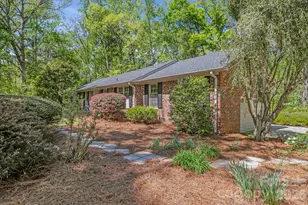 2056 Lawrence Rd, Clover, SC 29710 - Photo 31