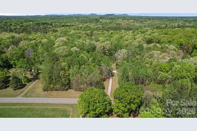 2056 Lawrence Road, Clover, SC 29710 - Photo 33