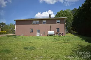 103 Regina Dr, Morganton, NC 28655 - Photo 7