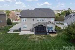 8460 Penton Pl, Harrisburg, NC 28075 - Photo 11