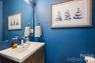 1651 Duckworth Ave, Charlotte, NC 28208 - Photo 17