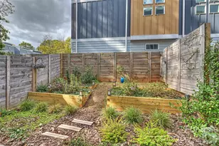 1651 Duckworth Ave, Charlotte, NC 28208 - Photo 33