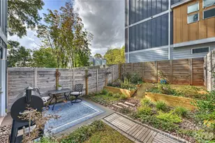 1651 Duckworth Ave, Charlotte, NC 28208 - Photo 31