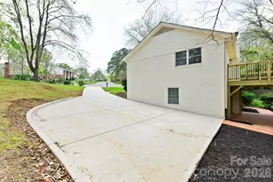 100 Chadmore Dr, Charlotte, NC 28270 - Photo 25