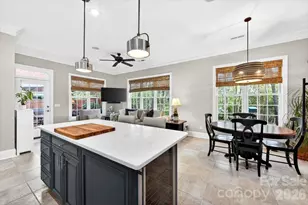 6415 Wakehurst Rd, Charlotte, NC 28226 - Photo 17