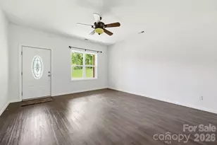 10 Scarlett Ridge Dr, Marshall, NC 28753 - Photo 5