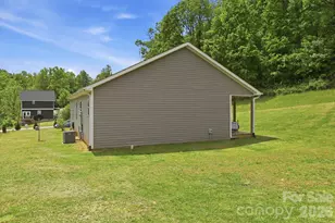10 Scarlett Ridge Dr, Marshall, NC 28753 - Photo 27
