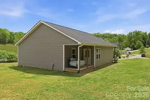 10 Scarlett Ridge Dr, Marshall, NC 28753 - Photo 33