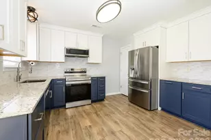 7036 Davis Forest Ln, Charlotte, NC 28262 - Photo 9