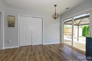 7036 Davis Forest Ln, Charlotte, NC 28262 - Photo 13