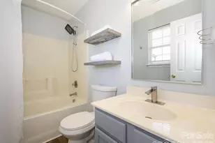 7036 Davis Forest Ln, Charlotte, NC 28262 - Photo 17