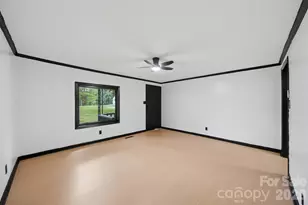 201 Cape Hickory Rd, Hickory, NC 28601 - Photo 3