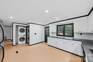201 Cape Hickory Rd, Hickory, NC 28601 - Photo 5