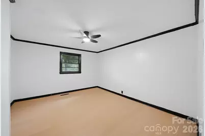 201 Cape Hickory Road, Hickory, NC 28601 - Photo 11